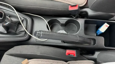 Car image 31
