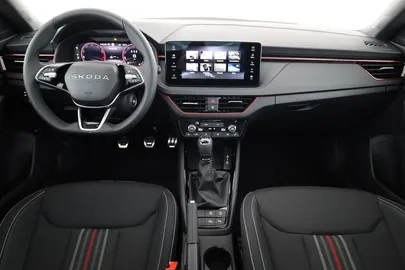 Car image 30