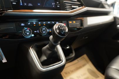 Car image 37