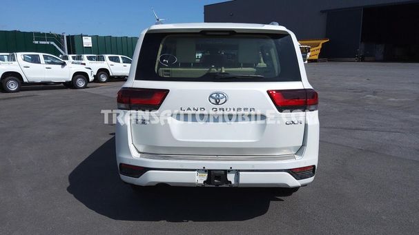 Toyota Land Cruiser 222 kW image number 5