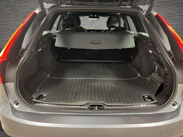 Volvo V90 D4 Momentum 141 kW image number 9