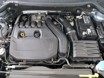 Car image 27