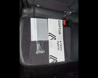 Car image 24