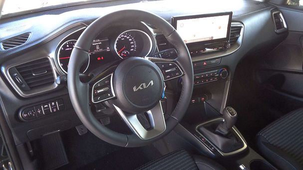 Kia XCeed 1.0 T-GDI 74 kW image number 9