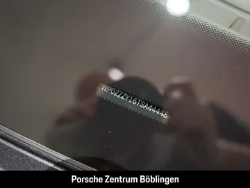 Car image 38
