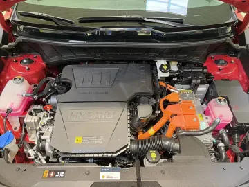 Car image 25