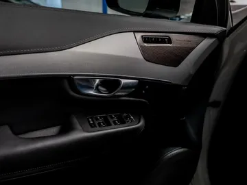 Car image 45