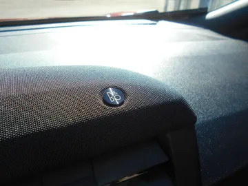 Car image 29
