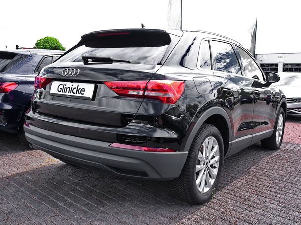 Audi Q3 45 TFSIe 180 kW image number 2