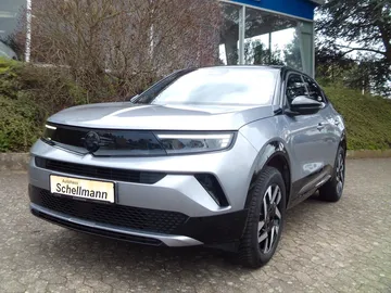 Car image 19