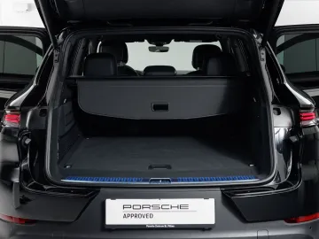 Car image 48