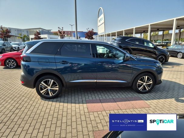 Peugeot 5008 BlueHDi 130 Allure 96 kW image number 2