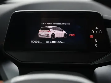 Car image 35