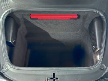 Car image 31