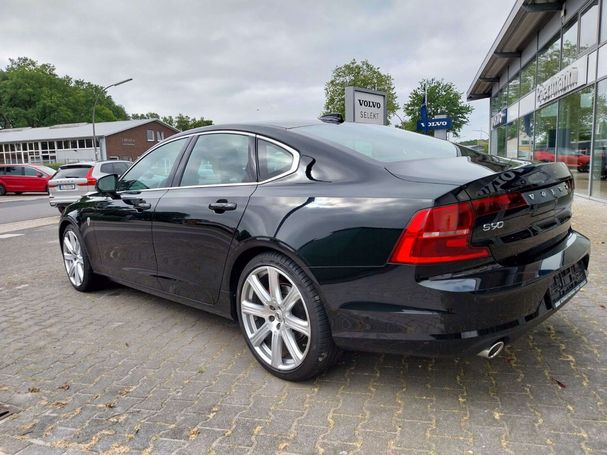 Volvo S90 D4 AWD Momentum 140 kW image number 4