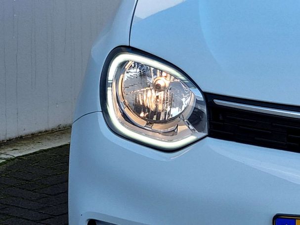 Renault Twingo SCe 54 kW image number 17