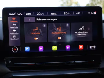 Car image 33