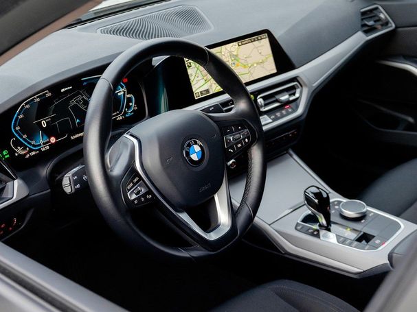 BMW 320 e 150 kW image number 7