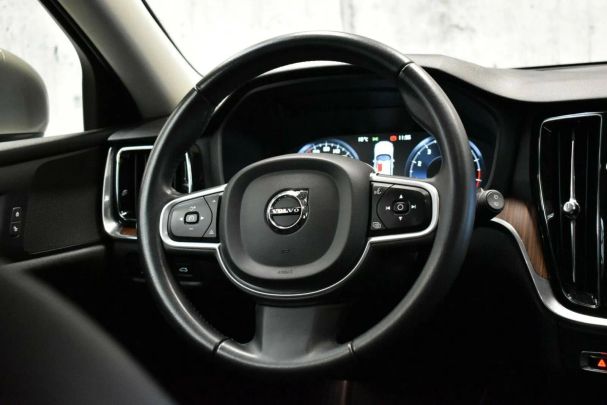 Volvo V60 T4 Momentum Pro 140 kW image number 9