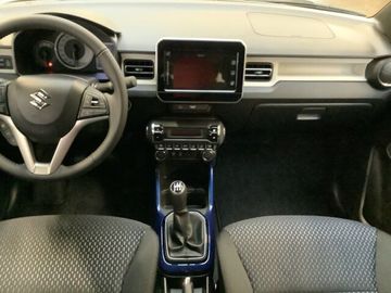 Car image 10