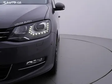 Car image 35