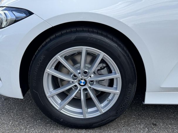 BMW 320d Touring 140 kW image number 6