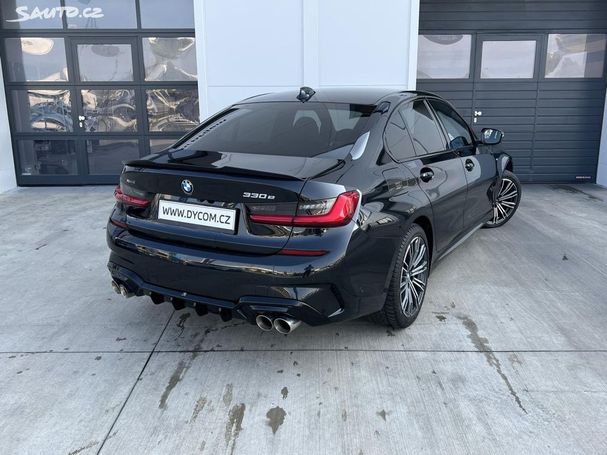 BMW 330e M Sport xDrive 215 kW image number 3