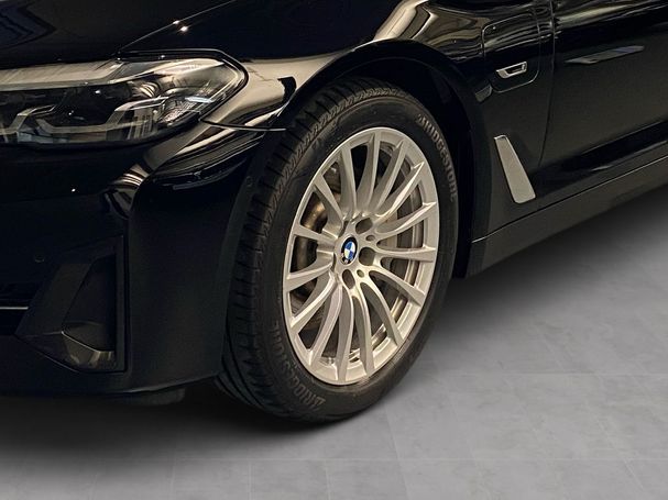 BMW 530 Touring 215 kW image number 7