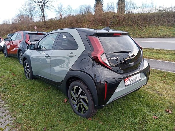 Toyota Aygo X 53 kW image number 3