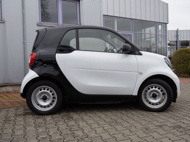 Smart ForTwo coupe EQ 60 kW image number 7