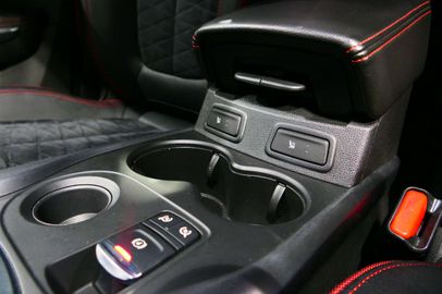 Car image 33