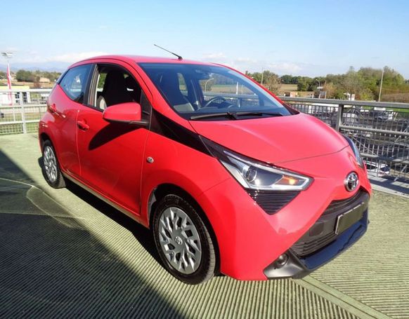 Toyota Aygo 53 kW image number 2