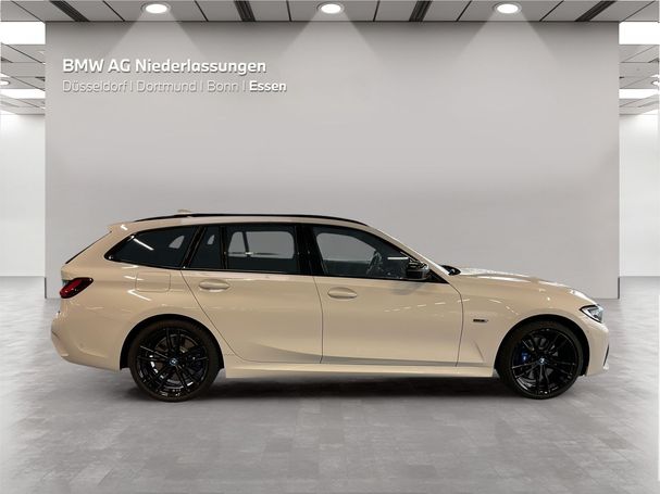 BMW 330 e Touring M Sport 215 kW image number 3