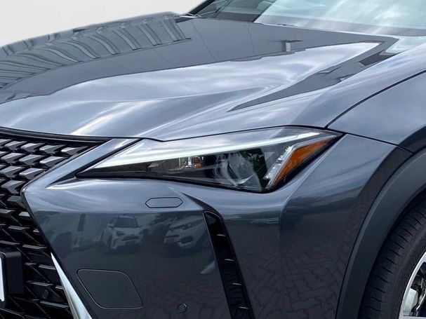 Lexus UX 250h 135 kW image number 14