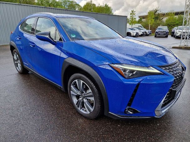 Lexus UX 300e 150 kW image number 7