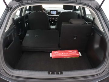 Car image 36