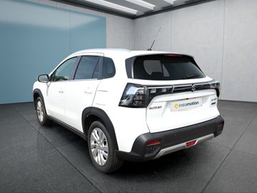 Car image 4