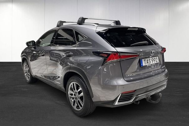 Lexus NX 300 h AWD 145 kW image number 3