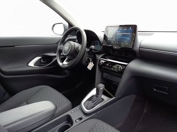 Car image 10