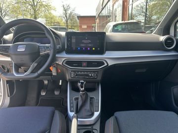 Car image 11