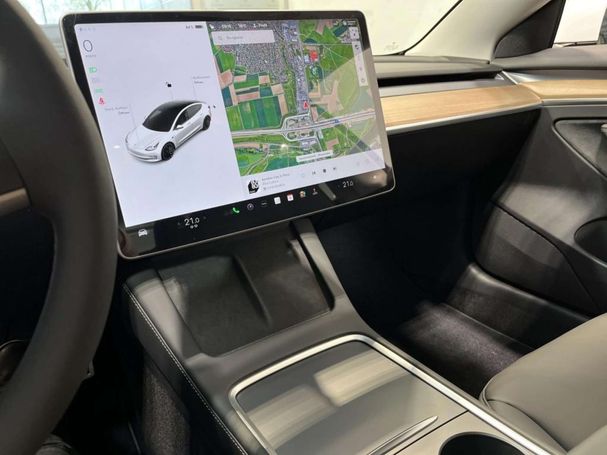 Tesla Model 3 Performance AWD 393 kW image number 14