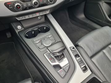 Car image 26