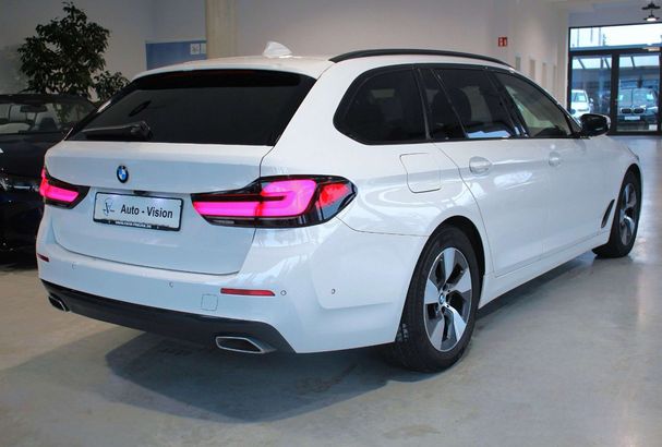 BMW 520d Touring 140 kW image number 6