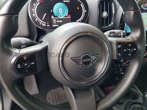 Mini Cooper Countryman Essential 100 kW image number 15