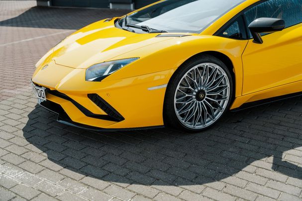 Lamborghini Aventador S 545 kW image number 1