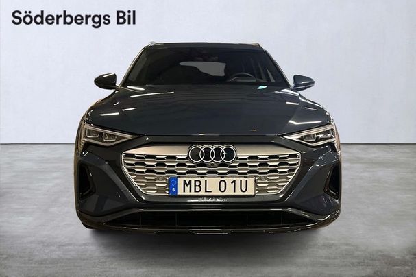 Audi Q8 55 quattro e-tron 300 kW image number 2