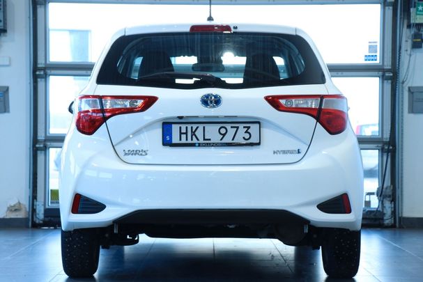 Toyota Yaris Hybrid 74 kW image number 3