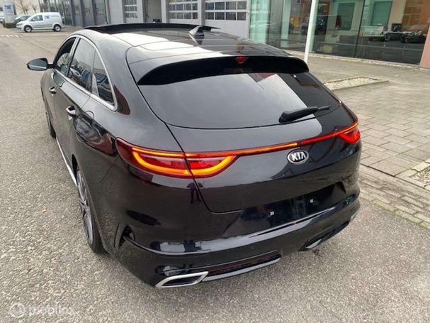 Kia ProCeed 1.4 T-GDI GT Line 103 kW image number 4