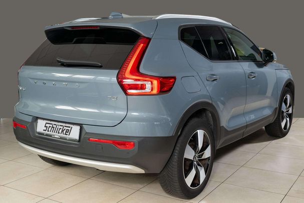 Volvo XC40 T3 Momentum Pro 120 kW image number 6