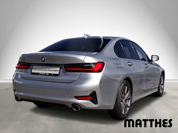 BMW 330d xDrive Sport Line 195 kW image number 2